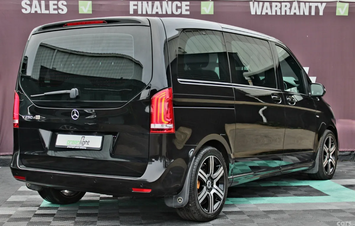 Mercedes-Benz V-Class MPV, Diesel, 2016, Black