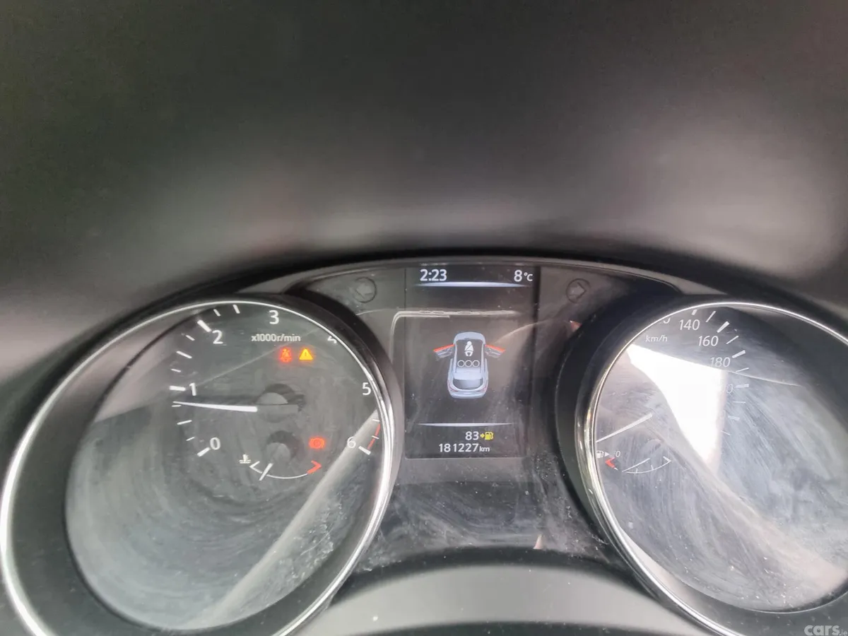 Nissan Qashqai Hatchback, Diesel, 2016, Silver