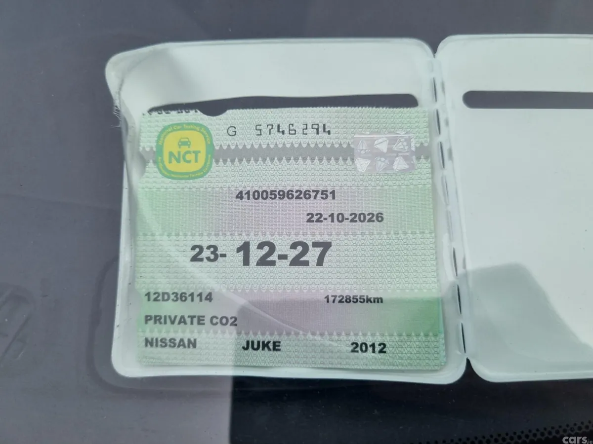 Nissan Juke SUV, Petrol, 2012, Silver