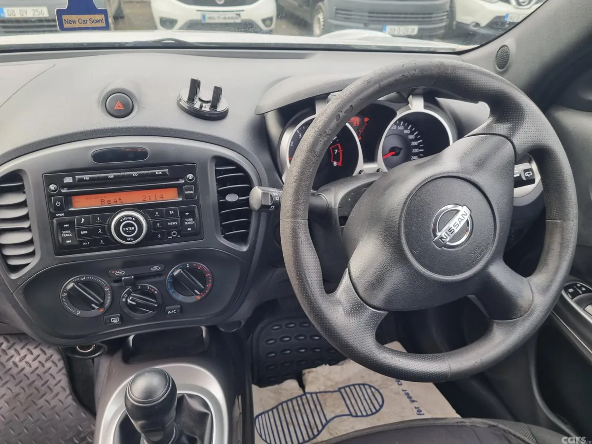 Nissan Juke SUV, Petrol, 2012, Silver
