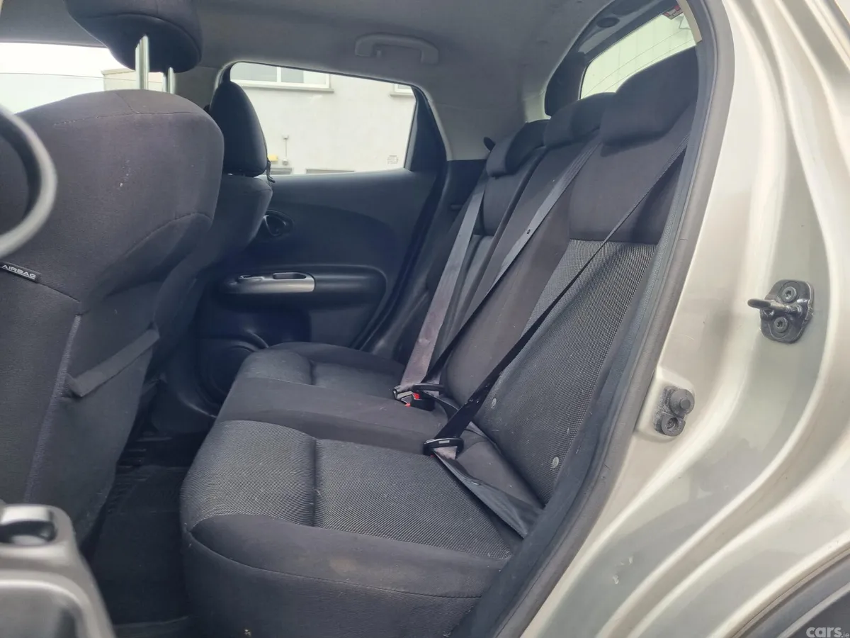 Nissan Juke SUV, Petrol, 2012, Silver