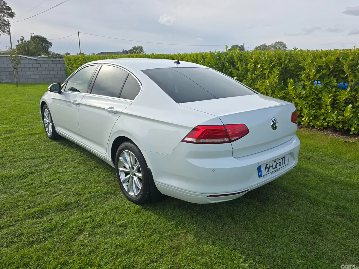 Volkswagen Passat Saloon, Diesel, 2015, White