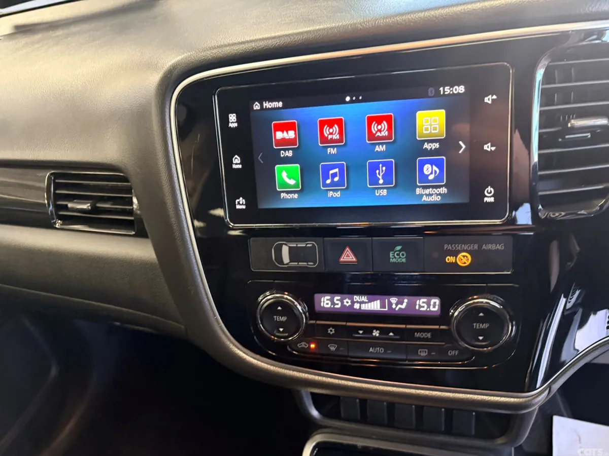 Mitsubishi Outlander SUV, Petrol Plug-in Hybrid, 2017, Black