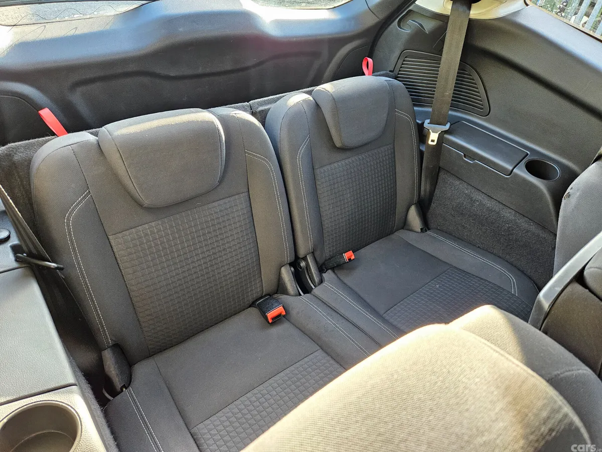 Ford Grand C-Max MPV, Diesel, 2016, Blue