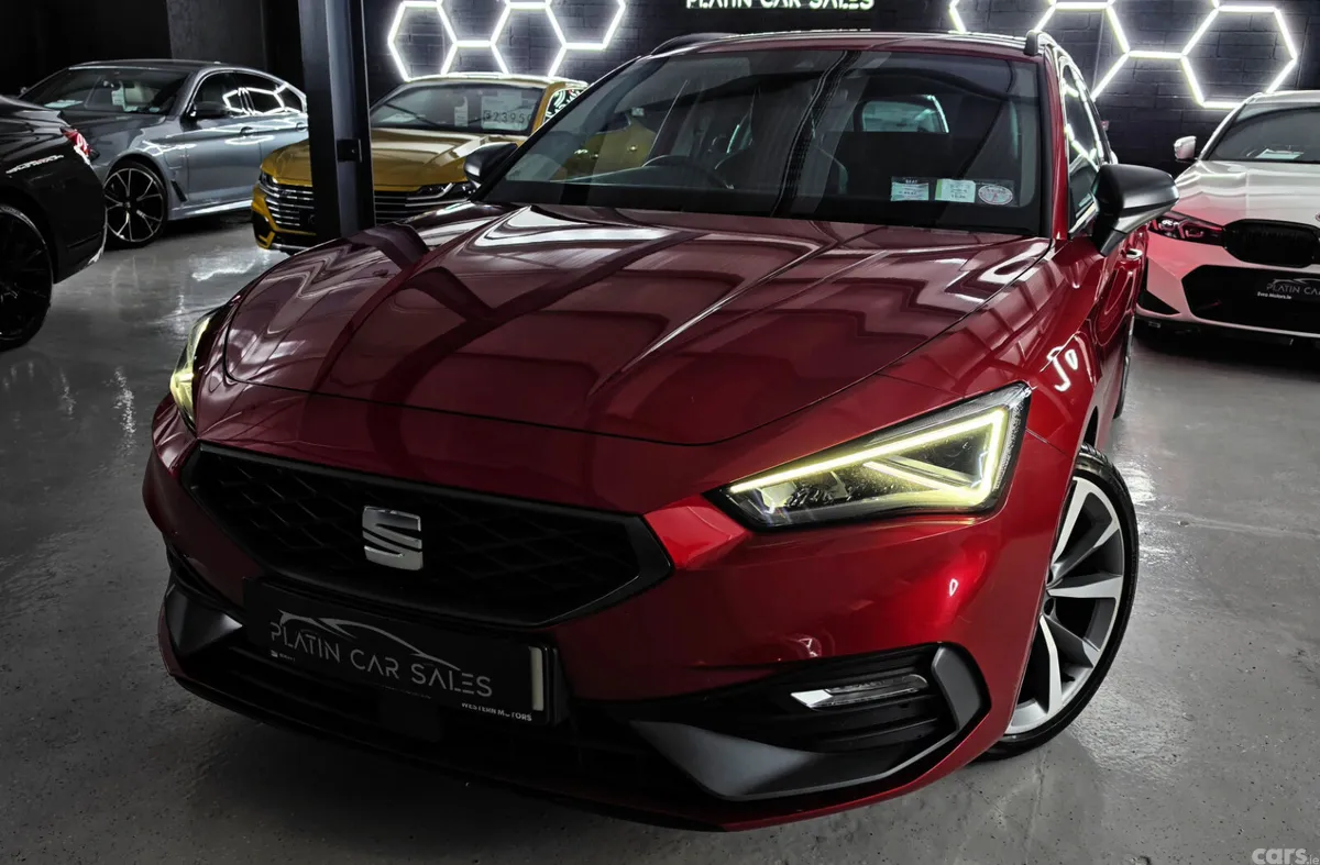 SEAT Leon Estate, Diesel, 2021, Red