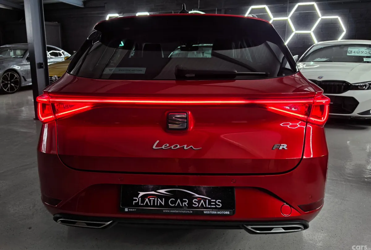 SEAT Leon Estate, Diesel, 2021, Red