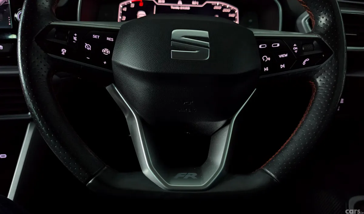 SEAT Leon Estate, Diesel, 2021, Red