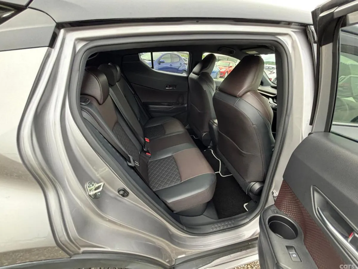 Toyota C-HR SUV, Petrol Hybrid, 2018, Grey