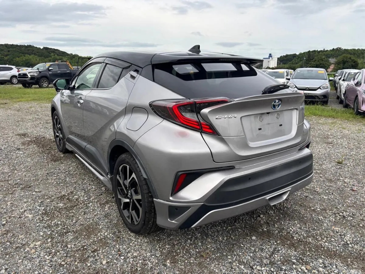 Toyota C-HR SUV, Petrol Hybrid, 2018, Grey