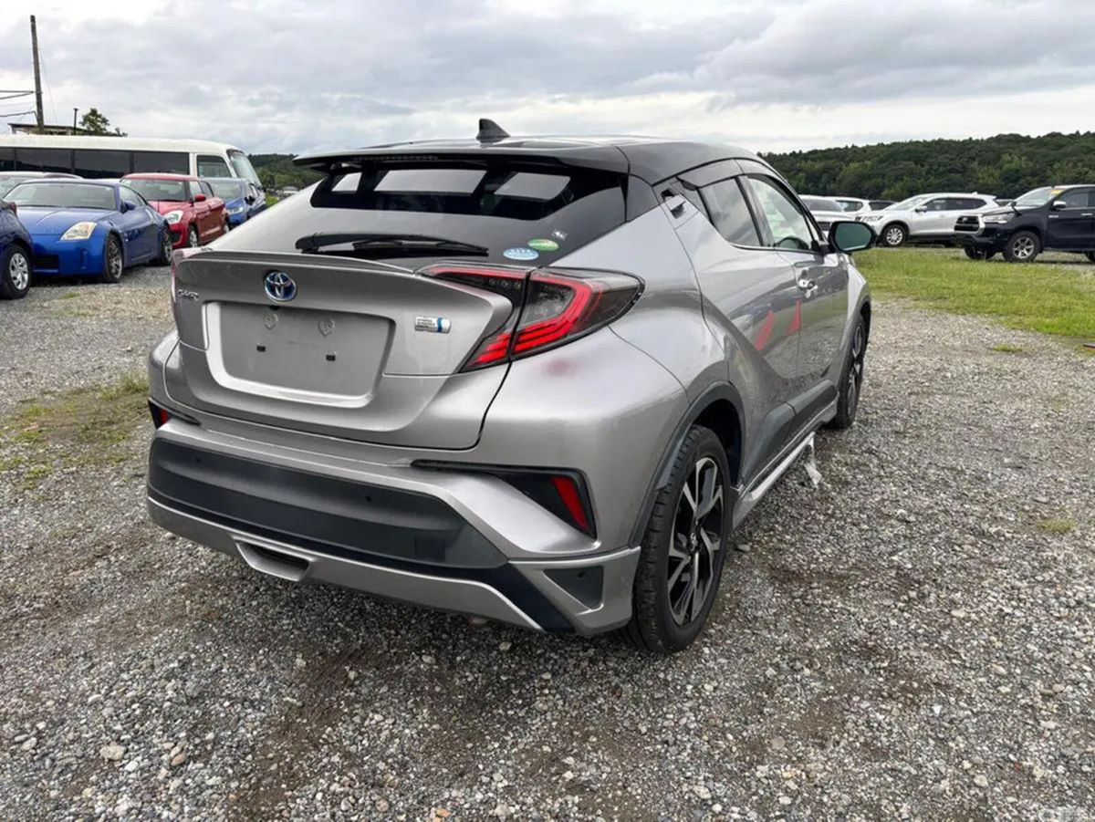 Toyota C-HR SUV, Petrol Hybrid, 2018, Grey