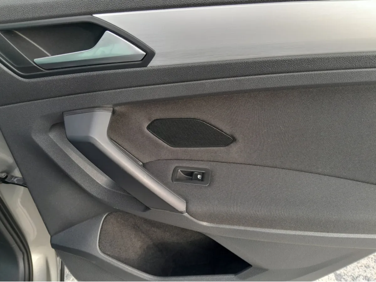 Volkswagen Tiguan SUV, Diesel, 2019, Grey