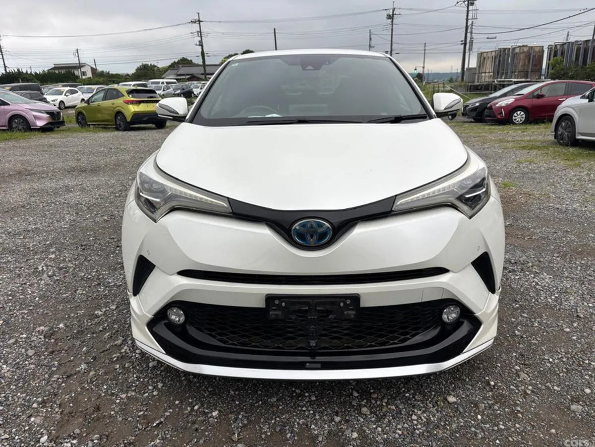 Toyota C-HR SUV, Petrol Hybrid, 2017, White