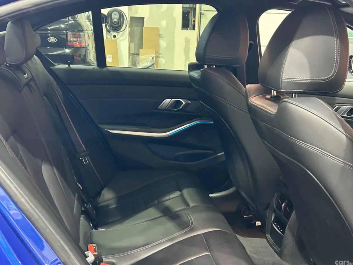 BMW 3-Series Saloon, Petrol Plug-in Hybrid, 2022, Blue