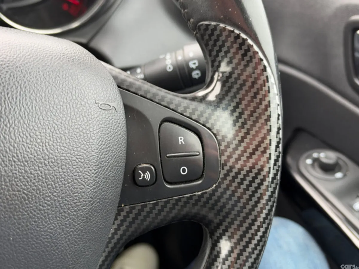 Renault Captur Hatchback, Diesel, 2017, Grey