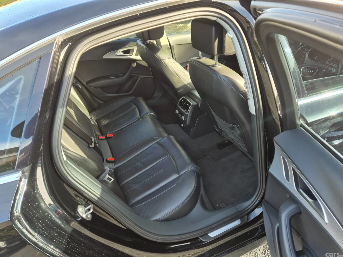 Audi A6 Saloon, Diesel, 2015, Black