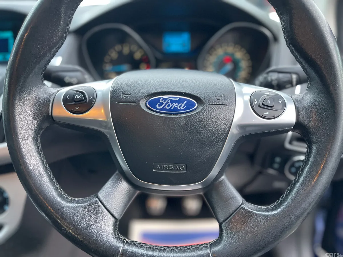 Ford Focus Hatchback, Diesel, 2014, Blue
