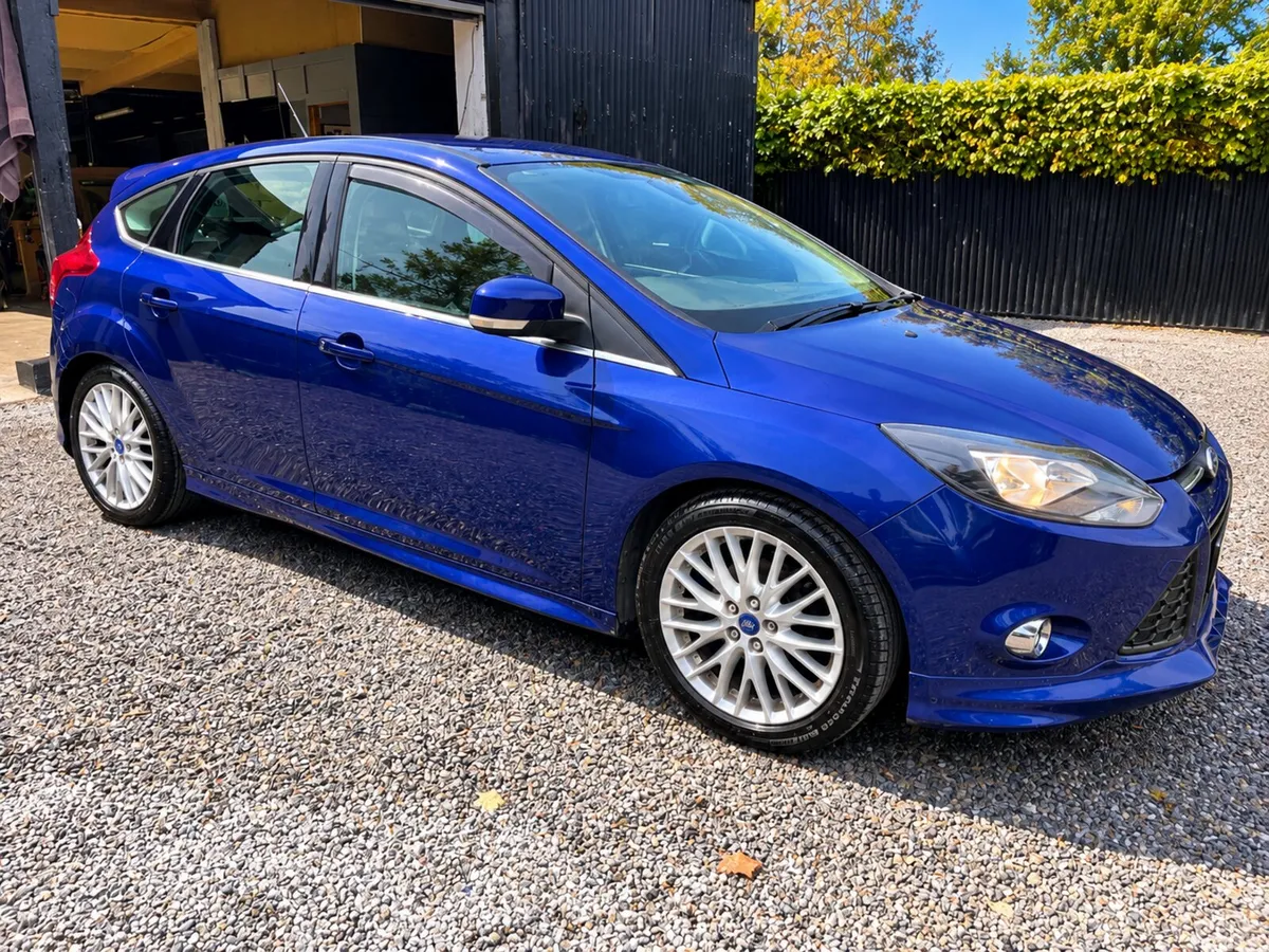 Ford Focus Hatchback, Diesel, 2014, Blue