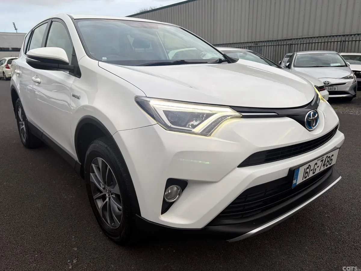 Toyota RAV4 SUV, Petrol Hybrid, 2016, White