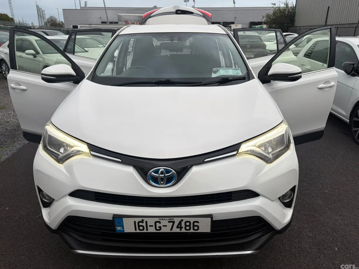 Toyota RAV4 SUV, Petrol Hybrid, 2016, White