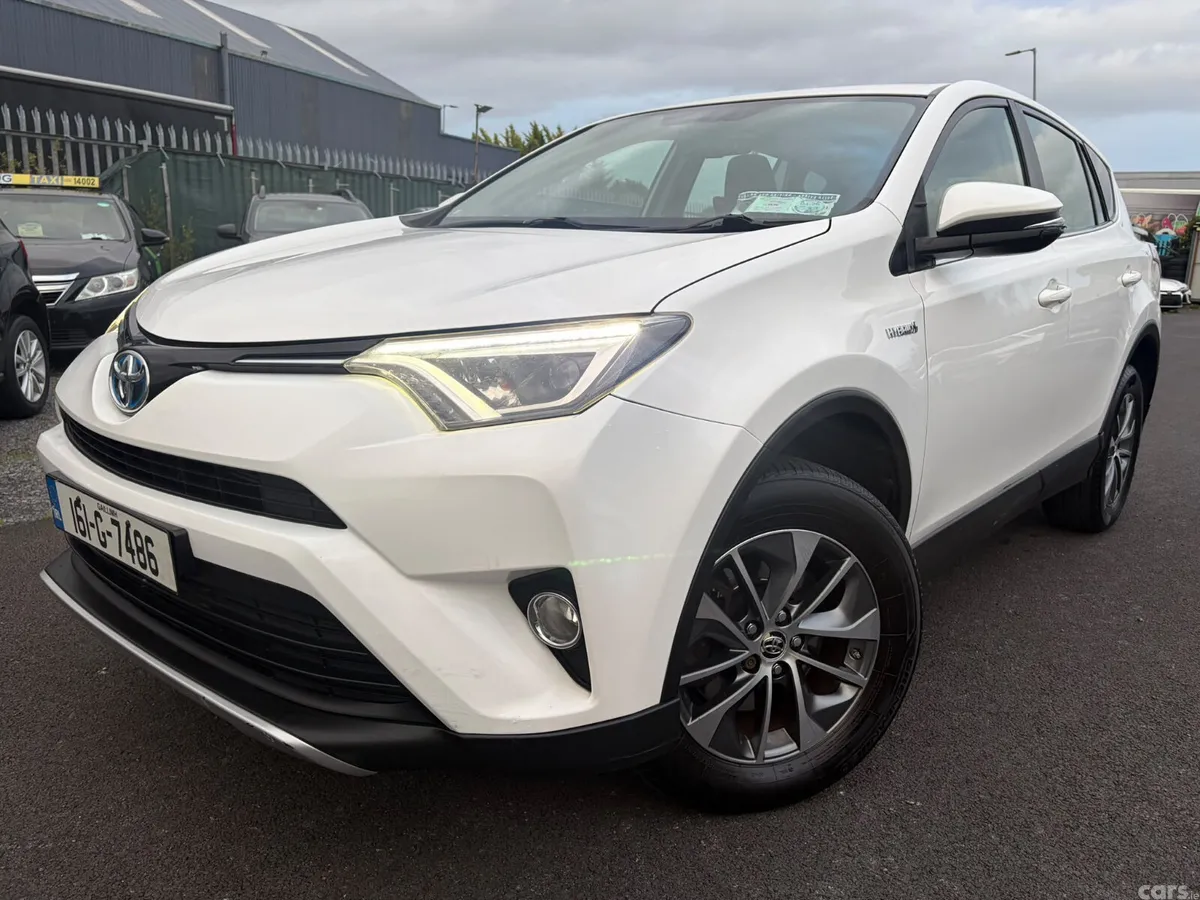 Toyota RAV4 SUV, Petrol Hybrid, 2016, White