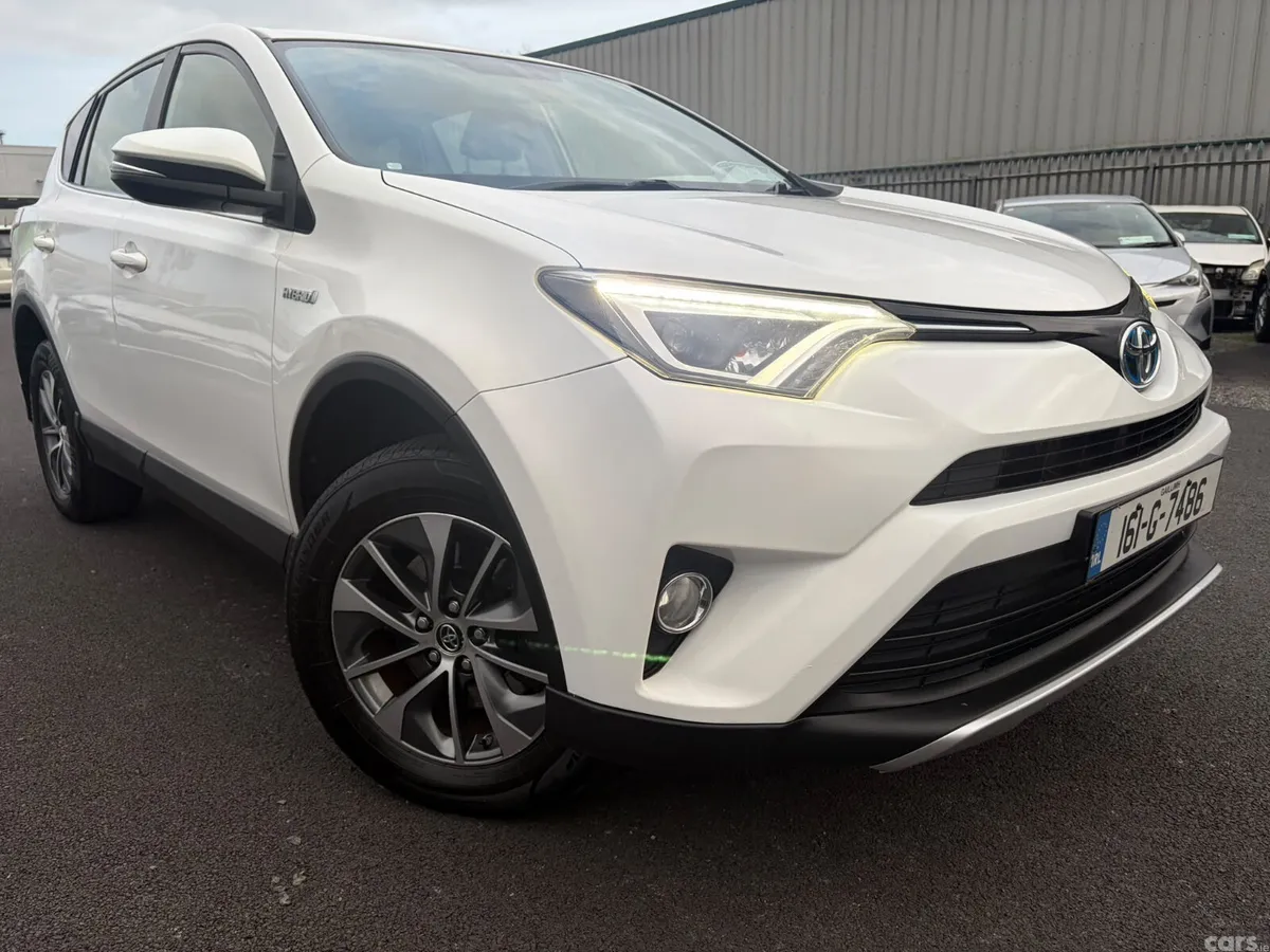 Toyota RAV4 SUV, Petrol Hybrid, 2016, White