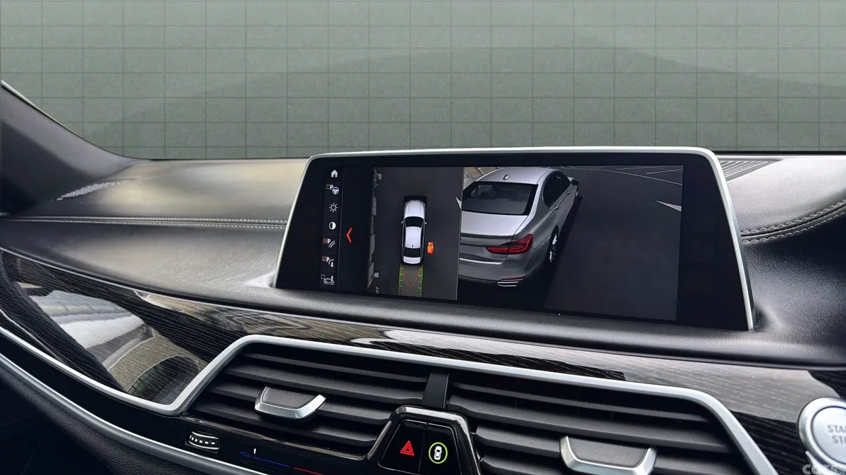 BMW 7-Series Saloon, Petrol Plug-in Hybrid, 2018, White