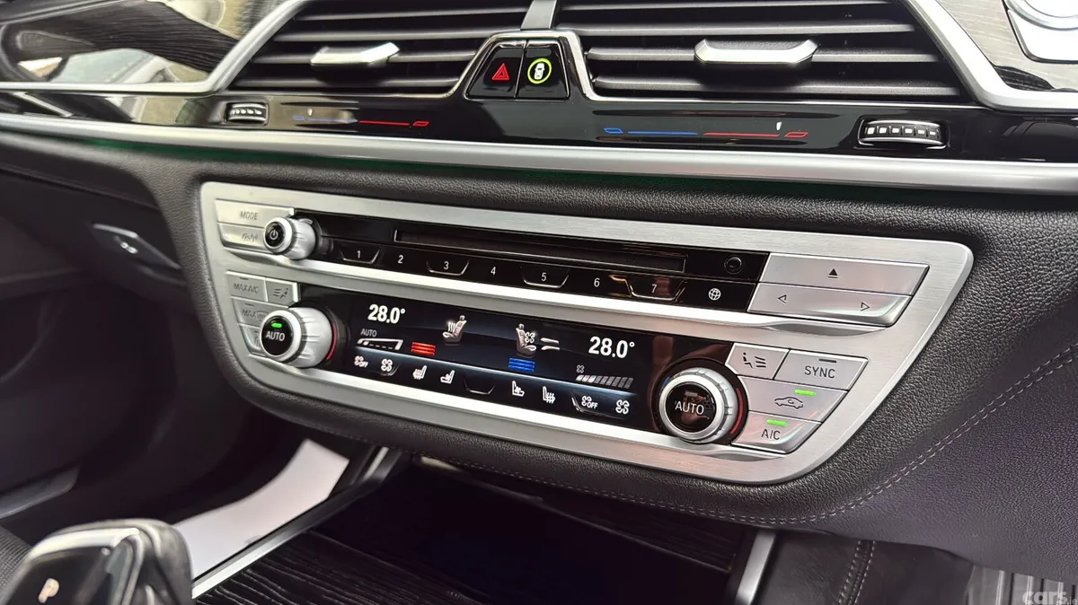 BMW 7-Series Saloon, Petrol Plug-in Hybrid, 2018, White