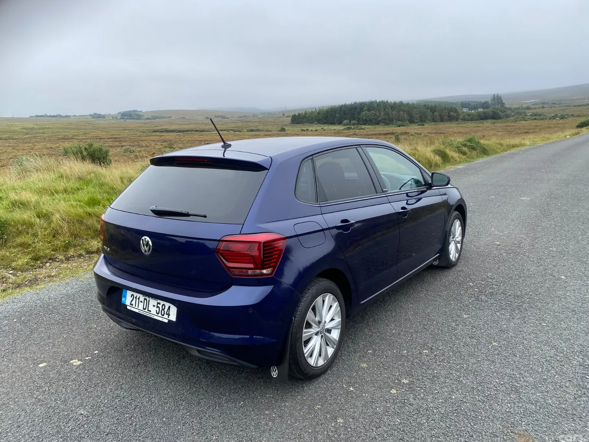 Volkswagen Polo Hatchback, Petrol, 2021, Blue