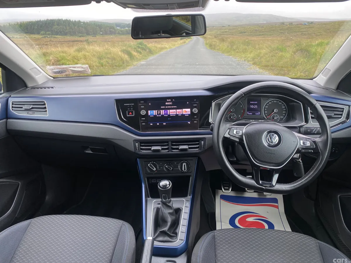 Volkswagen Polo Hatchback, Petrol, 2021, Blue