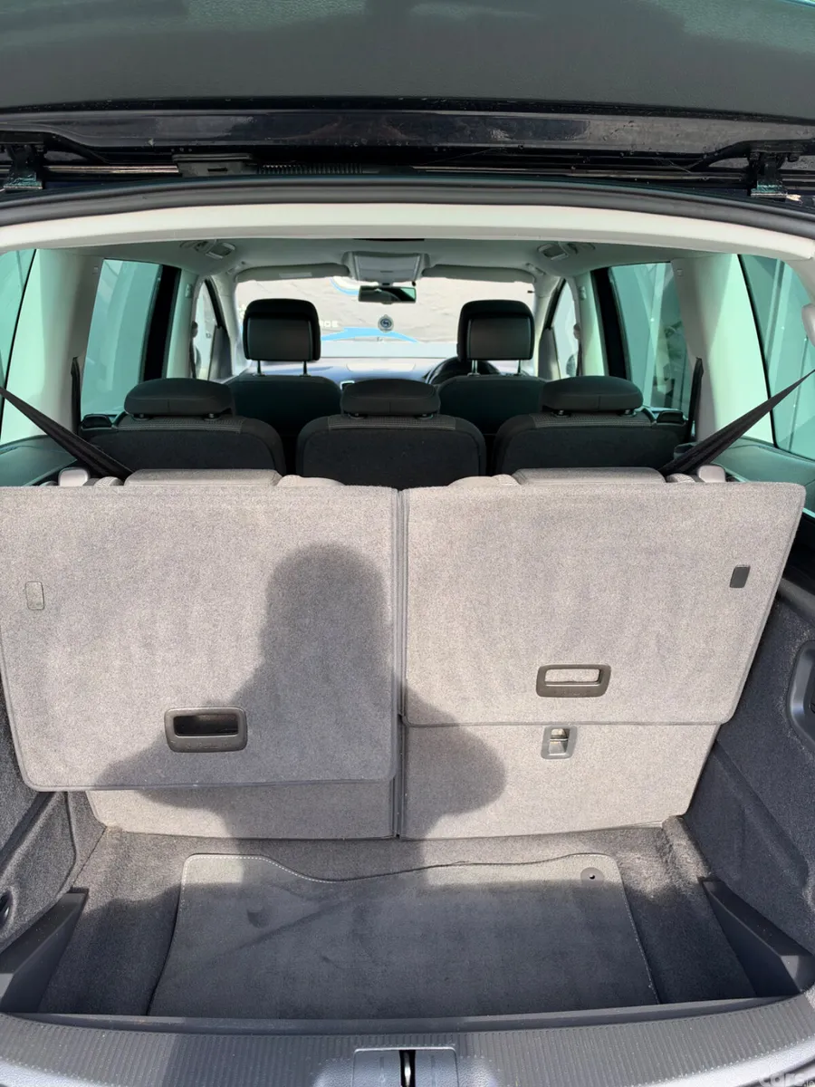 Volkswagen Sharan MPV, Petrol, 2014, Black