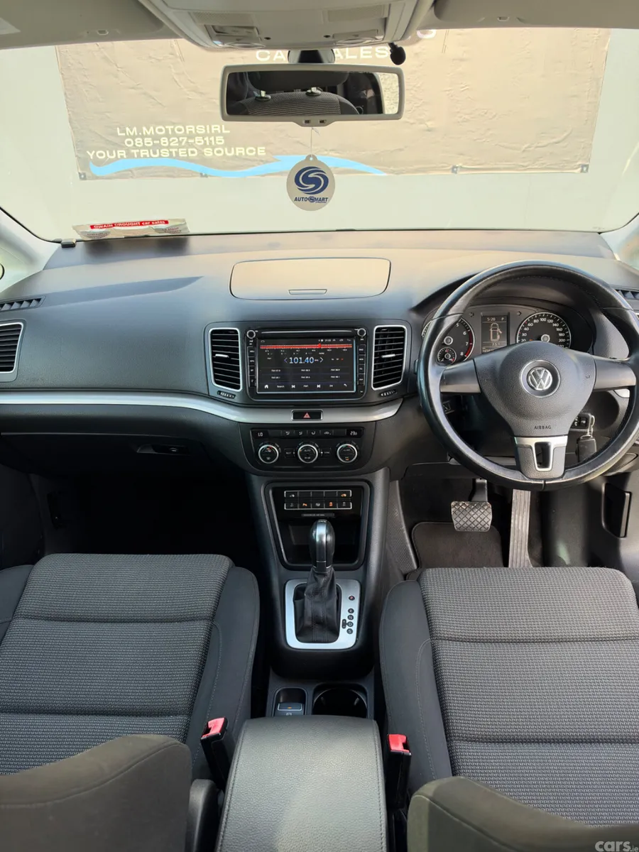 Volkswagen Sharan MPV, Petrol, 2014, Black