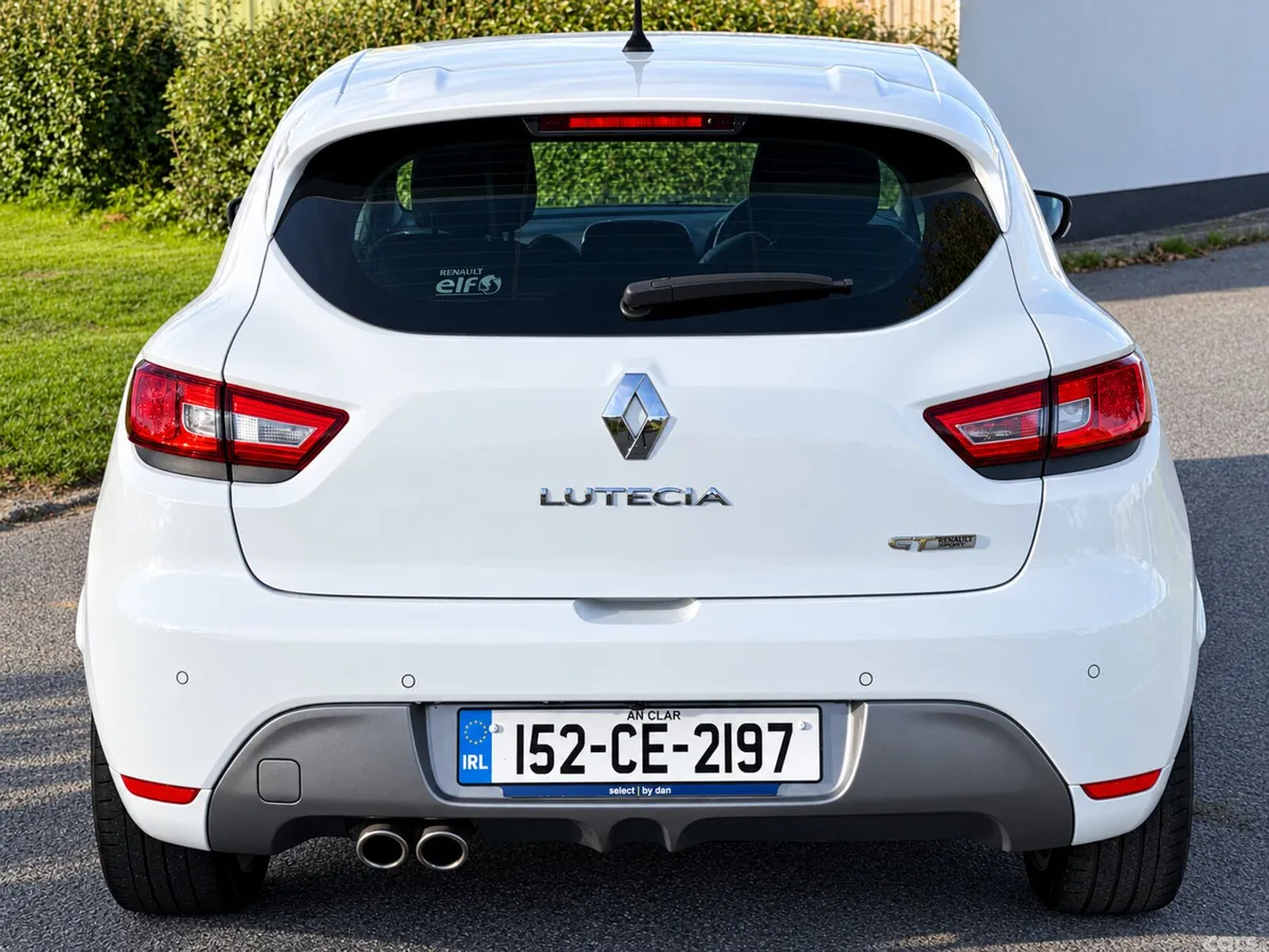 Renault Clio Hatchback, Petrol, 2015, White