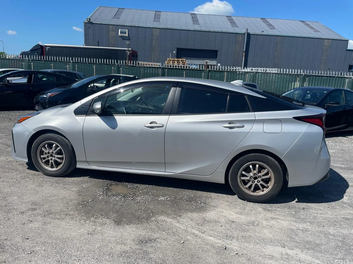Toyota Prius Hatchback, Petrol Hybrid, 2023, Silver