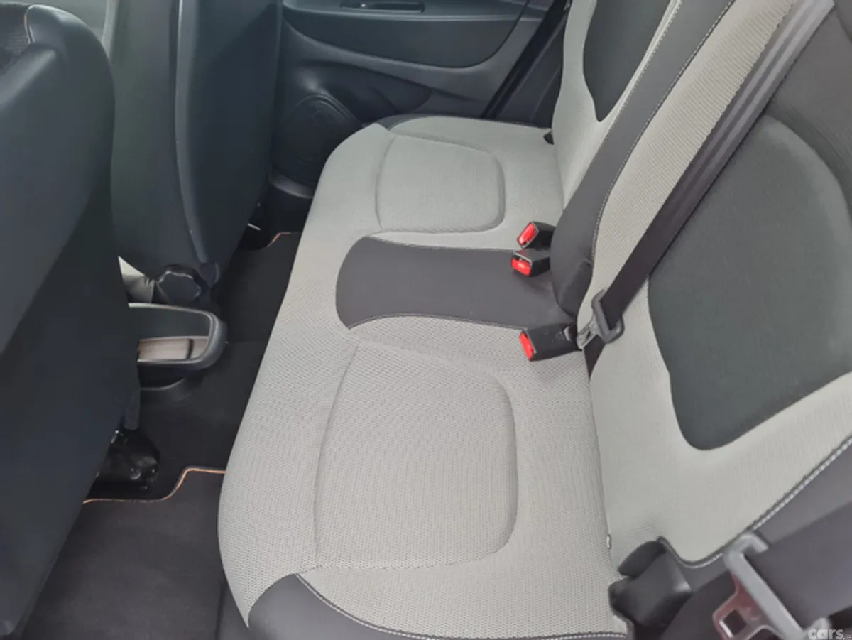 Renault Captur Hatchback, Petrol, 2015, Orange