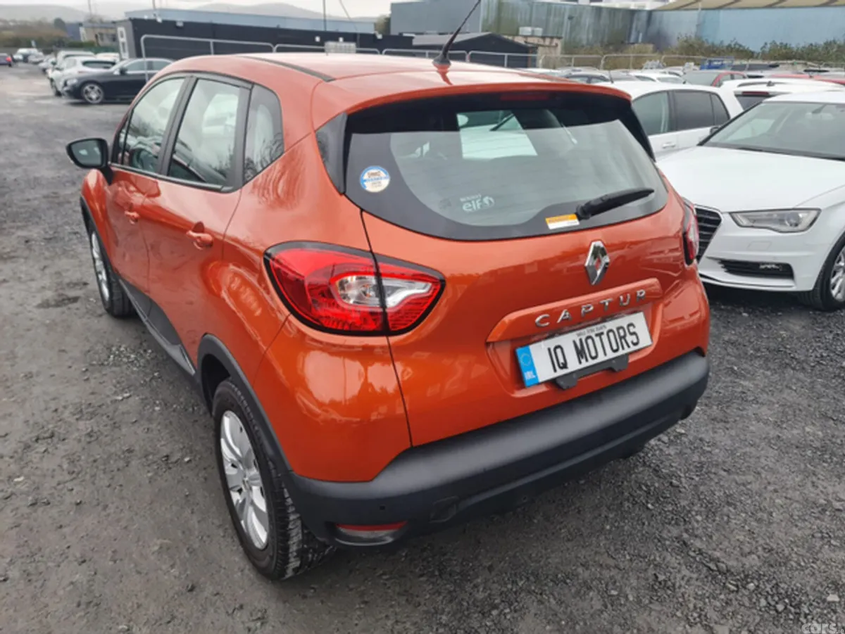 Renault Captur Hatchback, Petrol, 2015, Orange