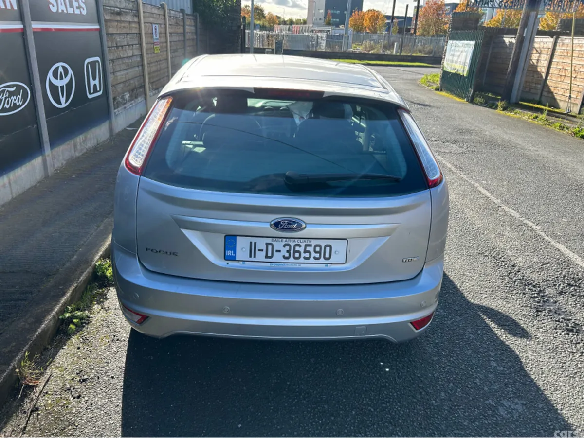 Ford Focus Hatchback, Diesel, 2011, Silver