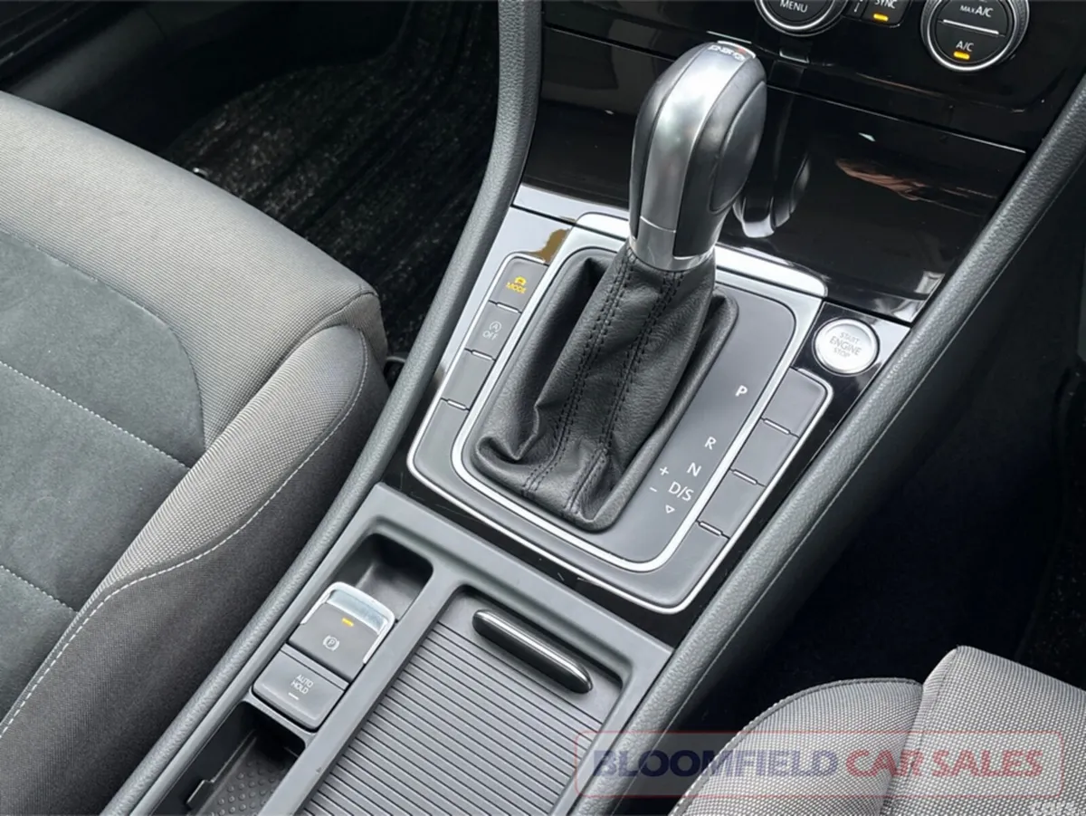 Volkswagen Golf Hatchback, Petrol, 2019, White