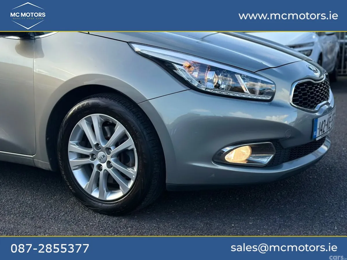 Kia Ceed Hatchback, Diesel, 2014, Silver