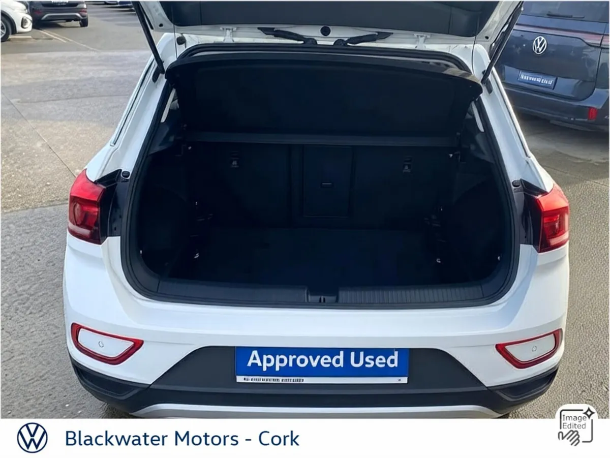 Volkswagen T-Roc Hatchback, Diesel, 2025, White