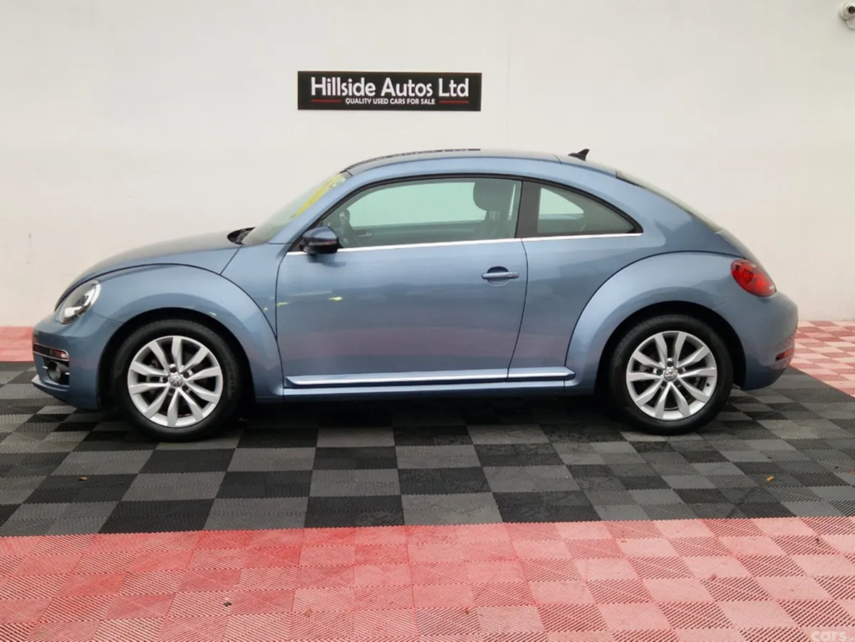 Volkswagen Beetle Hatchback, Petrol, 2018, Blue