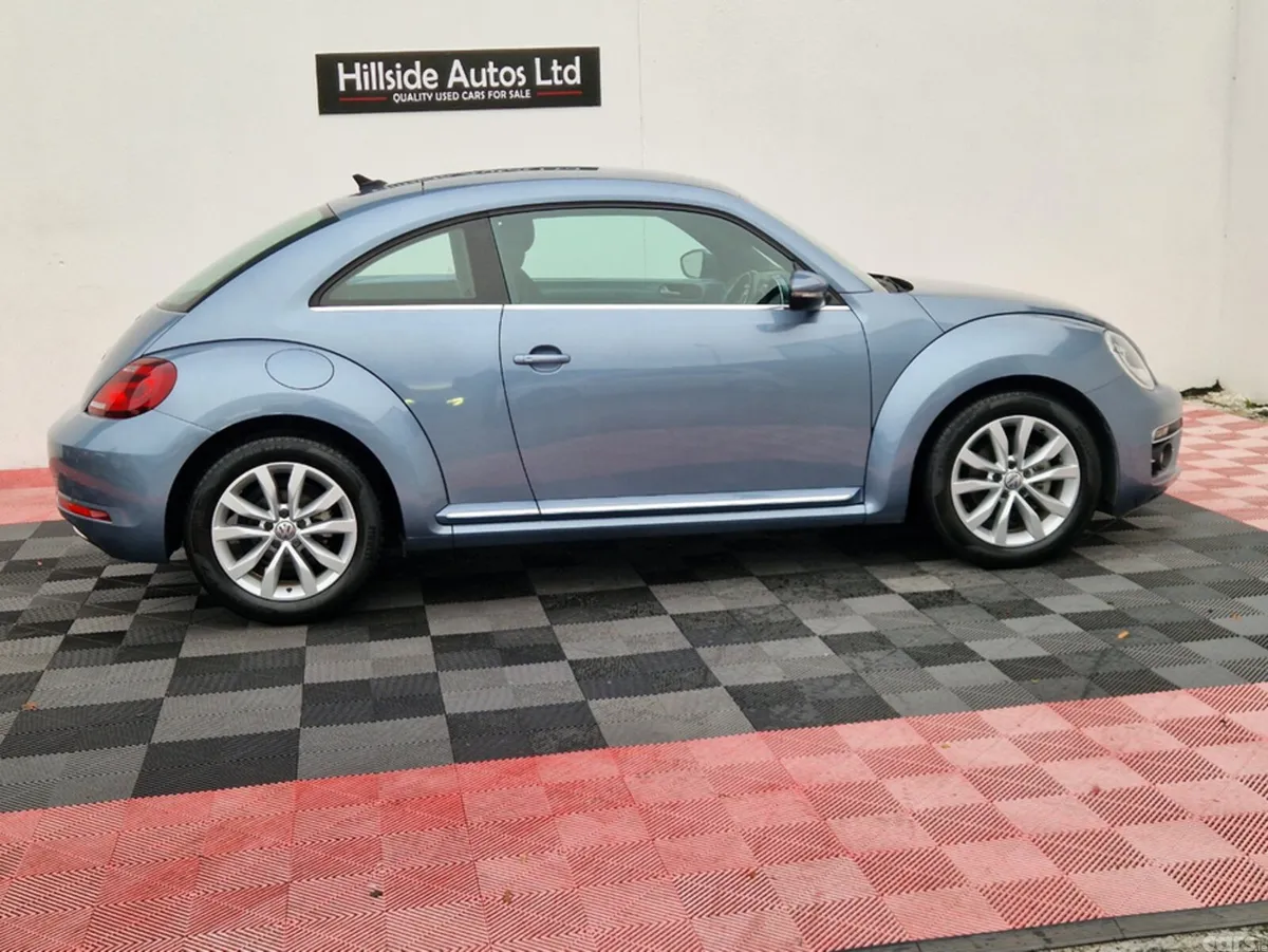 Volkswagen Beetle Hatchback, Petrol, 2018, Blue