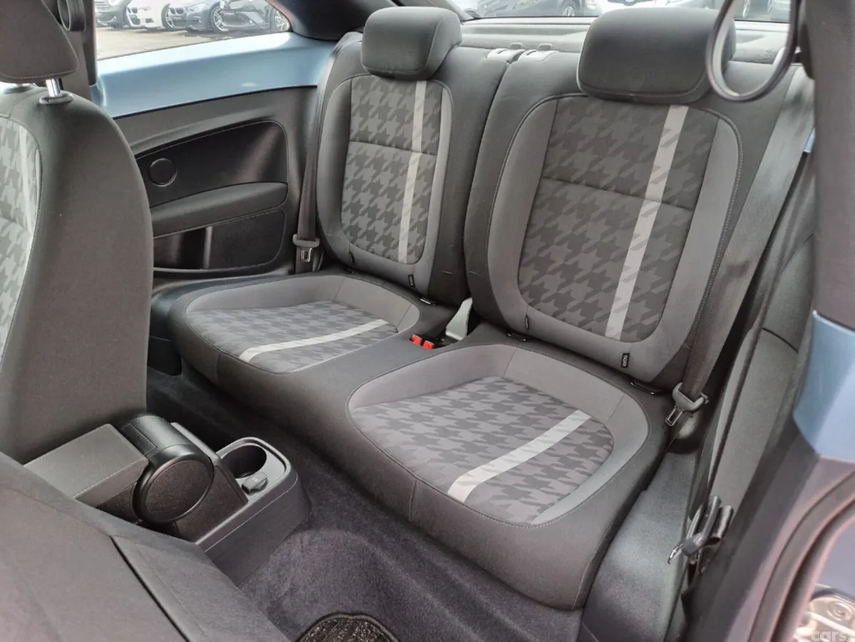 Volkswagen Beetle Hatchback, Petrol, 2018, Blue