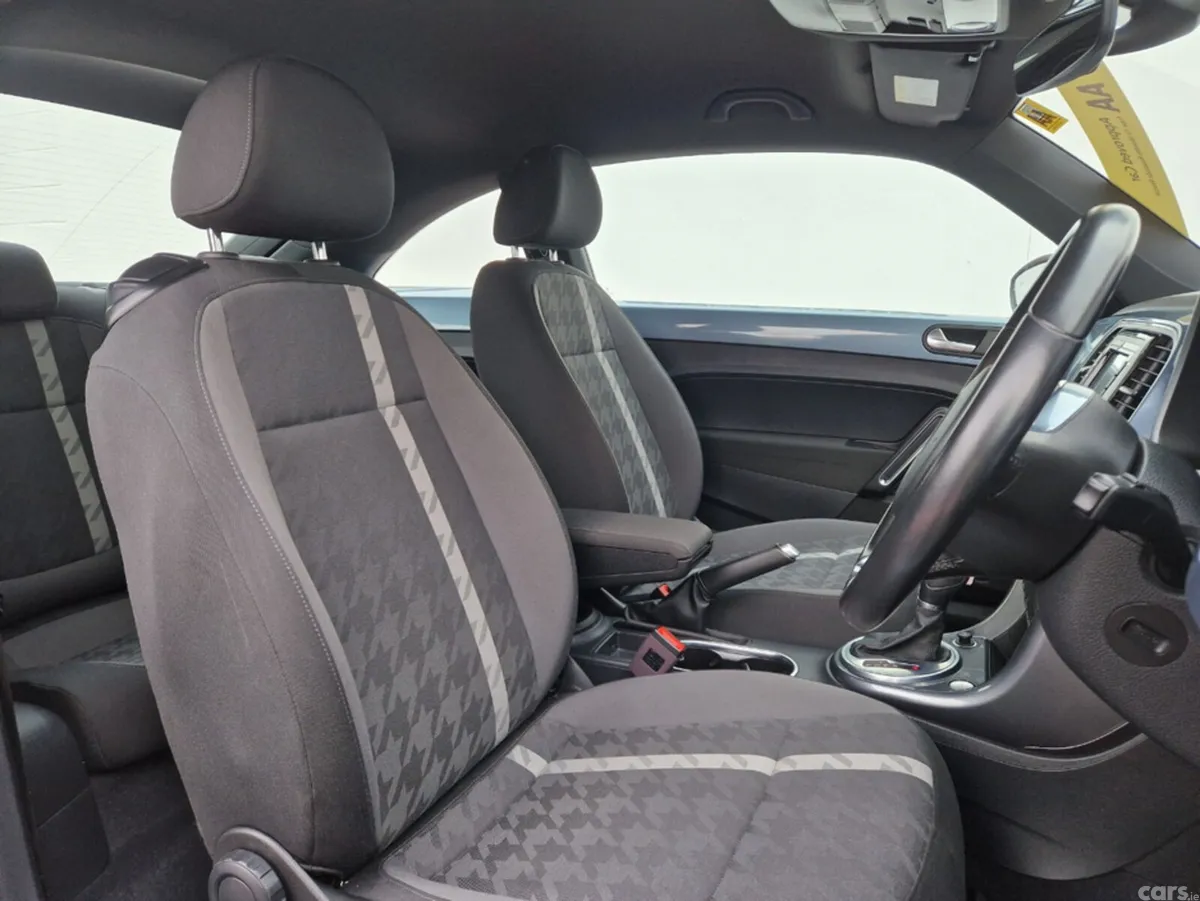 Volkswagen Beetle Hatchback, Petrol, 2018, Blue