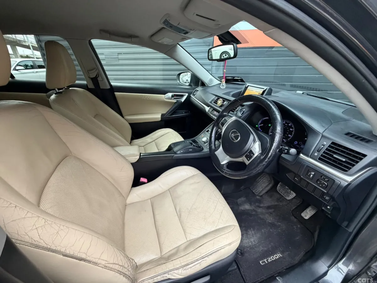 Lexus CT Hatchback, Petrol Hybrid, 2011, Grey