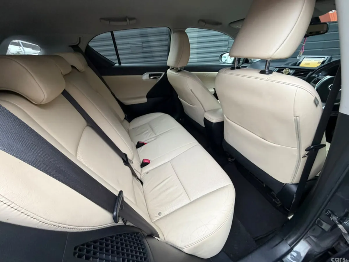 Lexus CT Hatchback, Petrol Hybrid, 2011, Grey