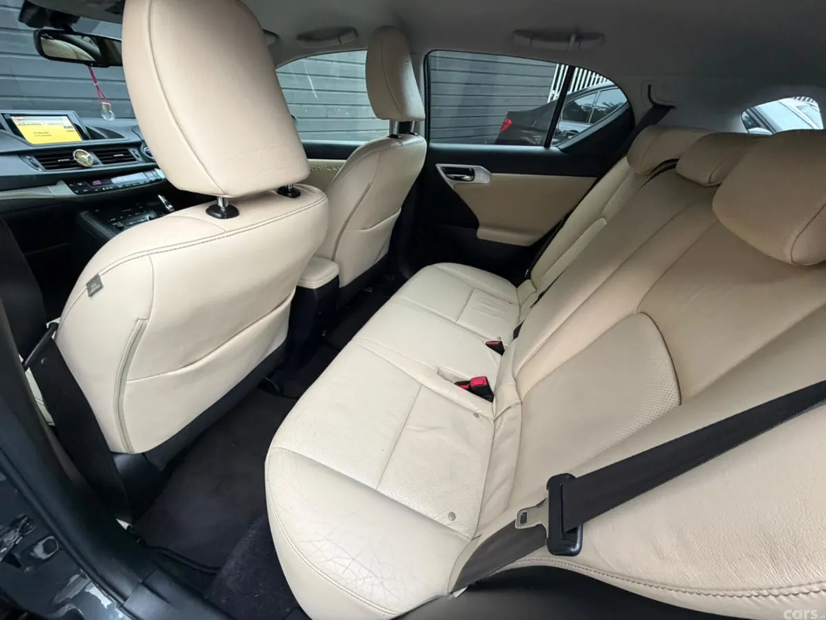 Lexus CT Hatchback, Petrol Hybrid, 2011, Grey