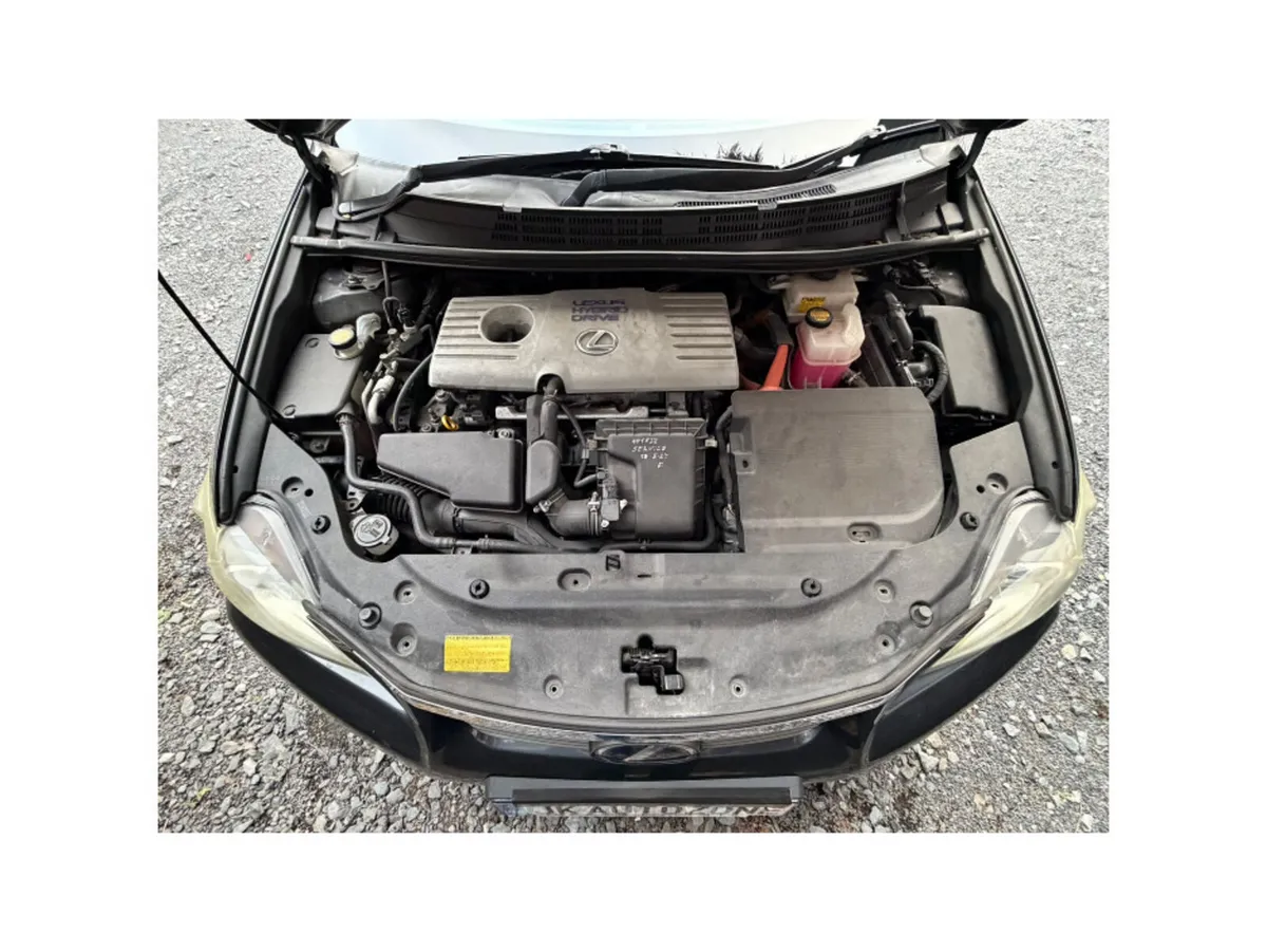 Lexus CT Hatchback, Petrol Hybrid, 2011, Grey