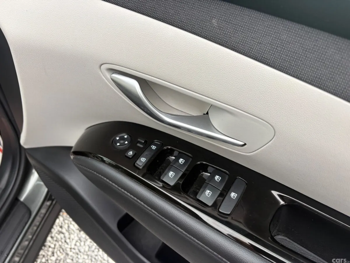 Hyundai Tucson MPV, Diesel, 2021, Grey