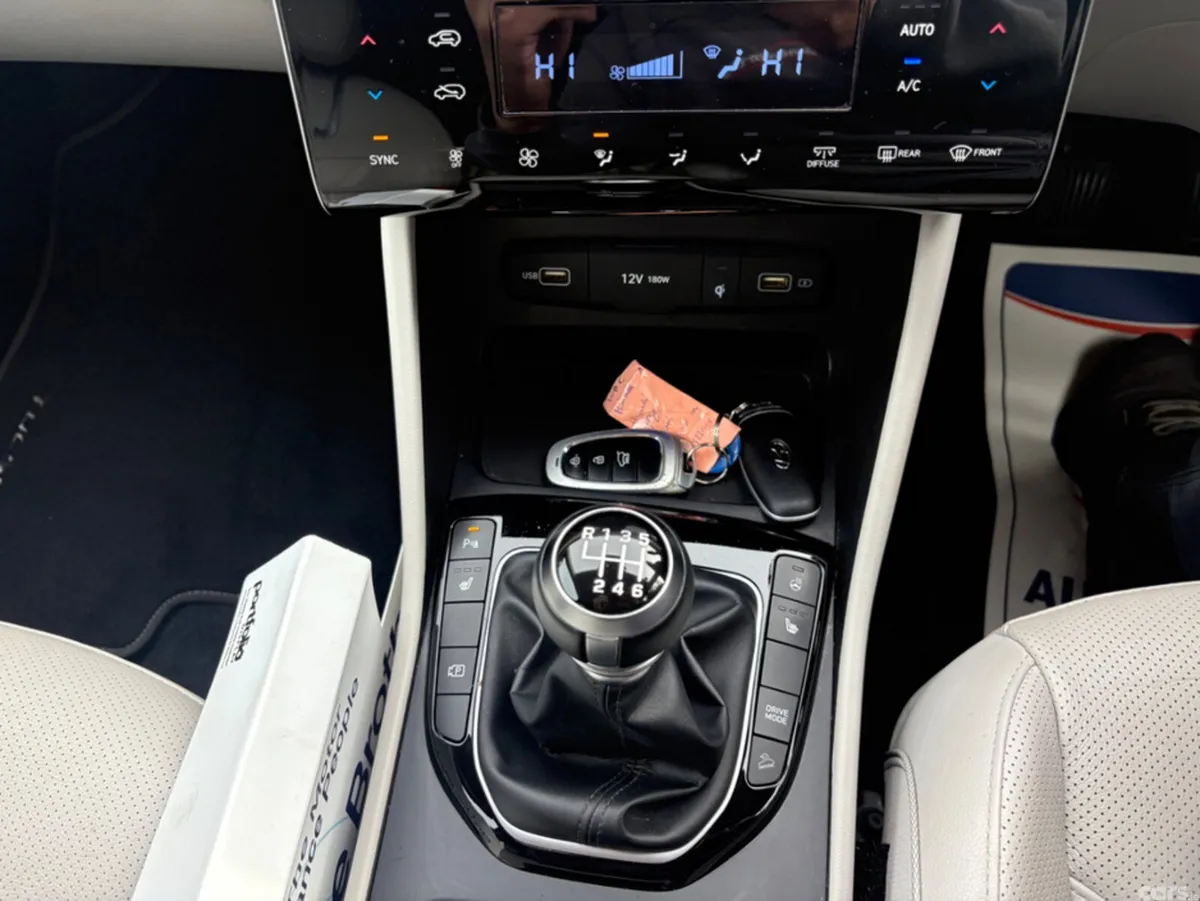 Hyundai Tucson MPV, Diesel, 2021, Grey