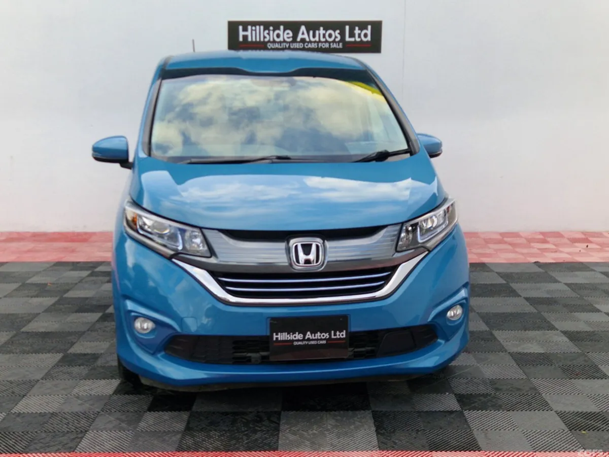 Honda Freed MPV, Petrol Hybrid, 2017, Blue